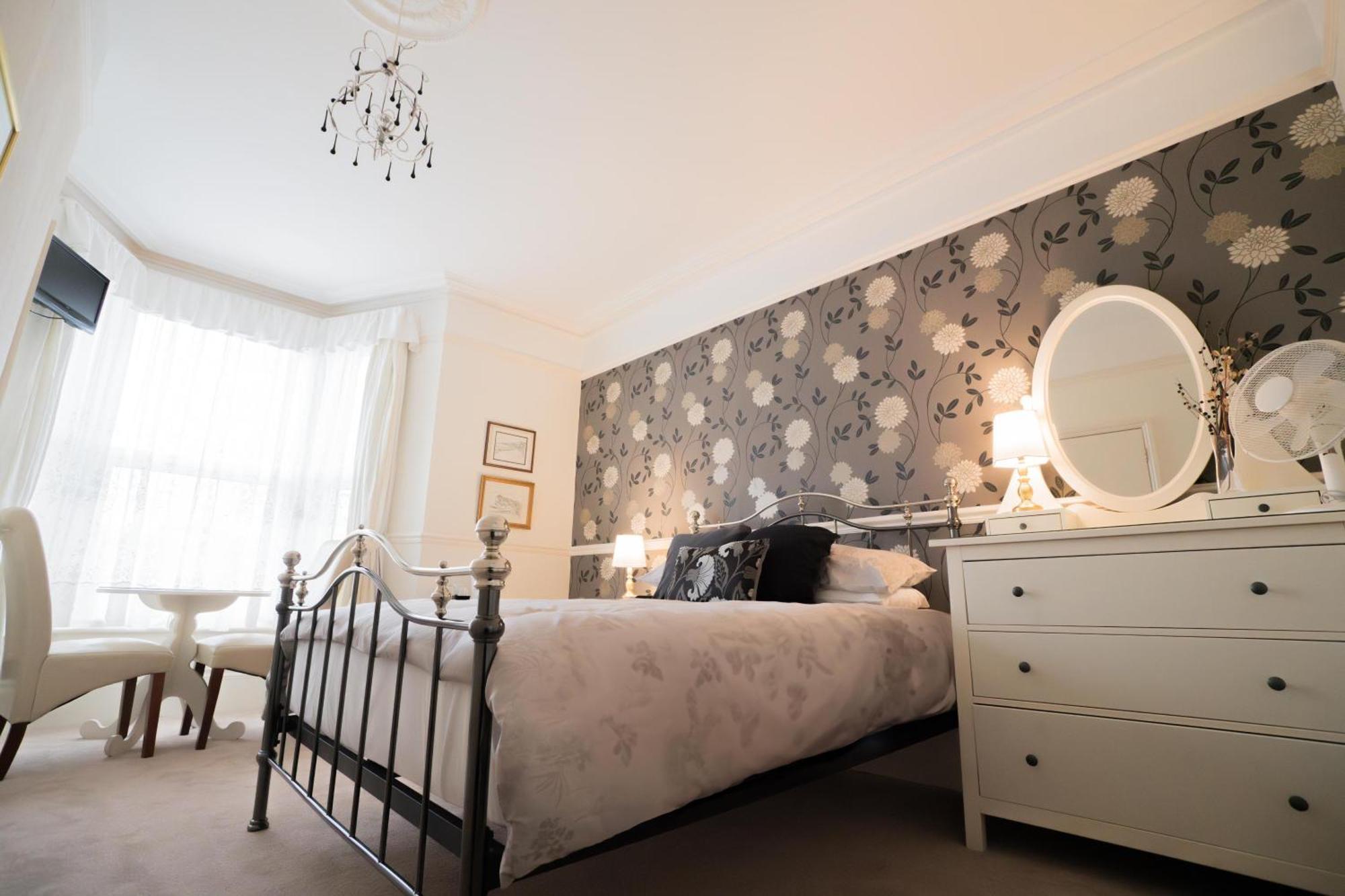 Maison Dieu Guest House 도버 외부 사진