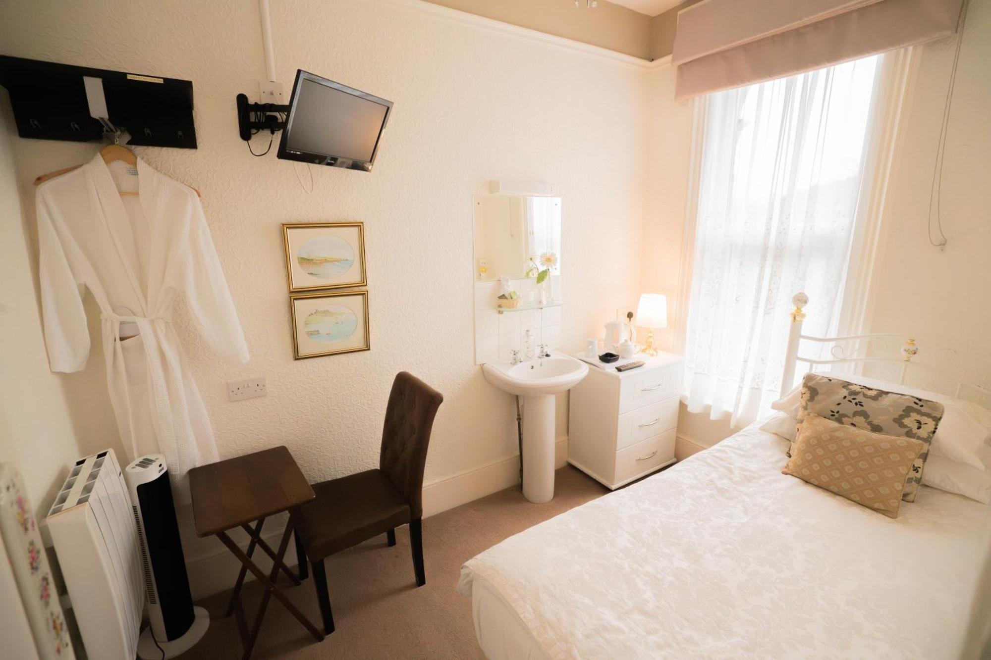 Maison Dieu Guest House 도버 외부 사진