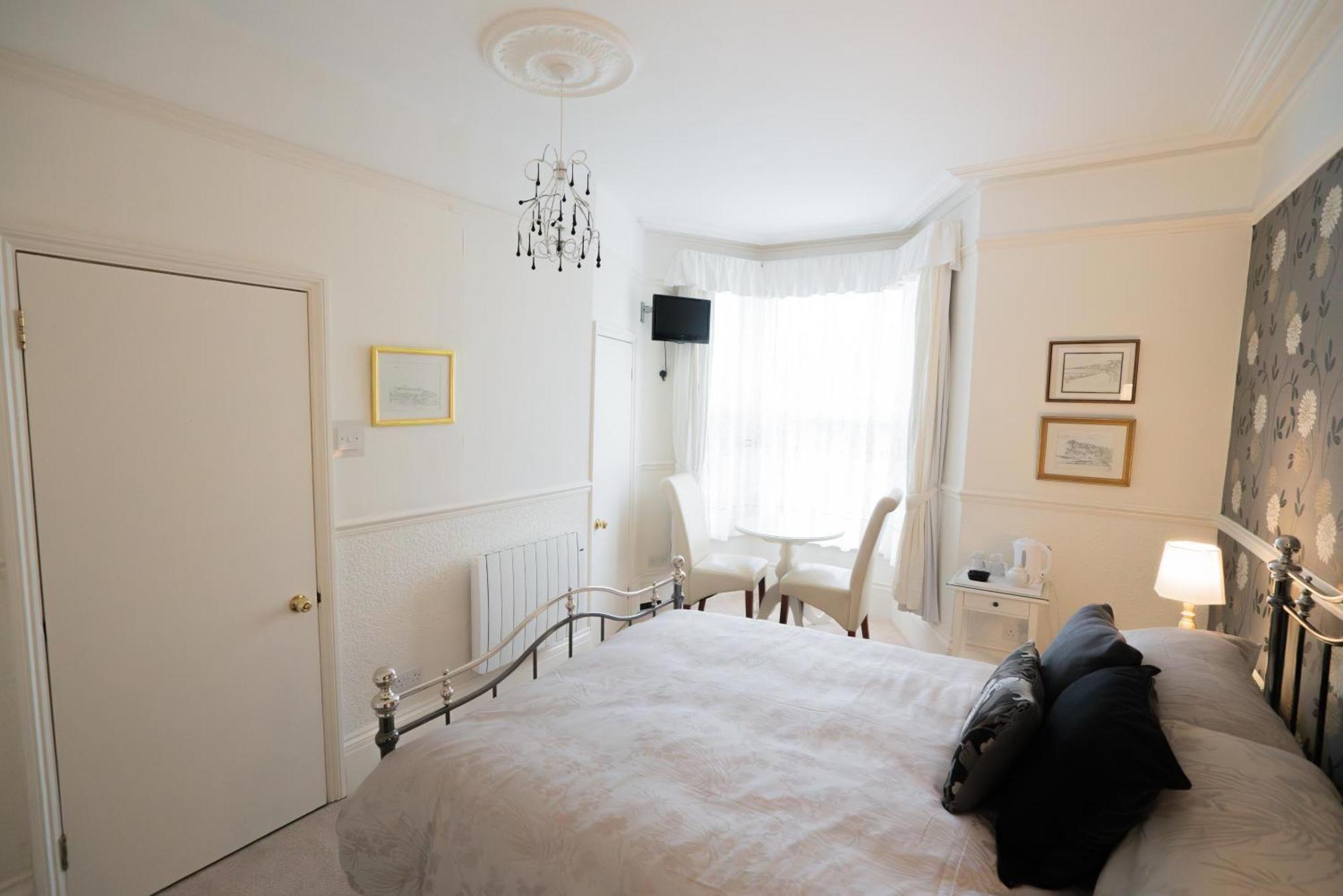 Maison Dieu Guest House 도버 외부 사진